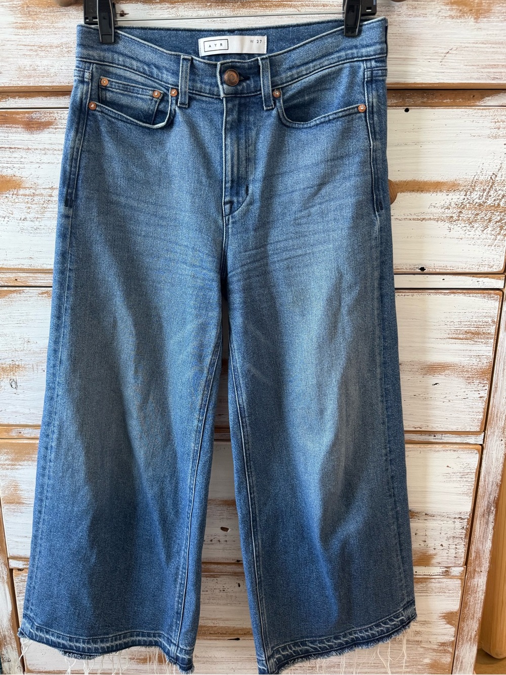 AYR Wide-Leg Cropped Jeans in Medium Blue Wash